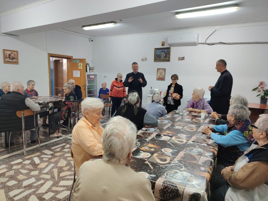 Un dar de grijă și recunoștință pentru persoanele varstnice