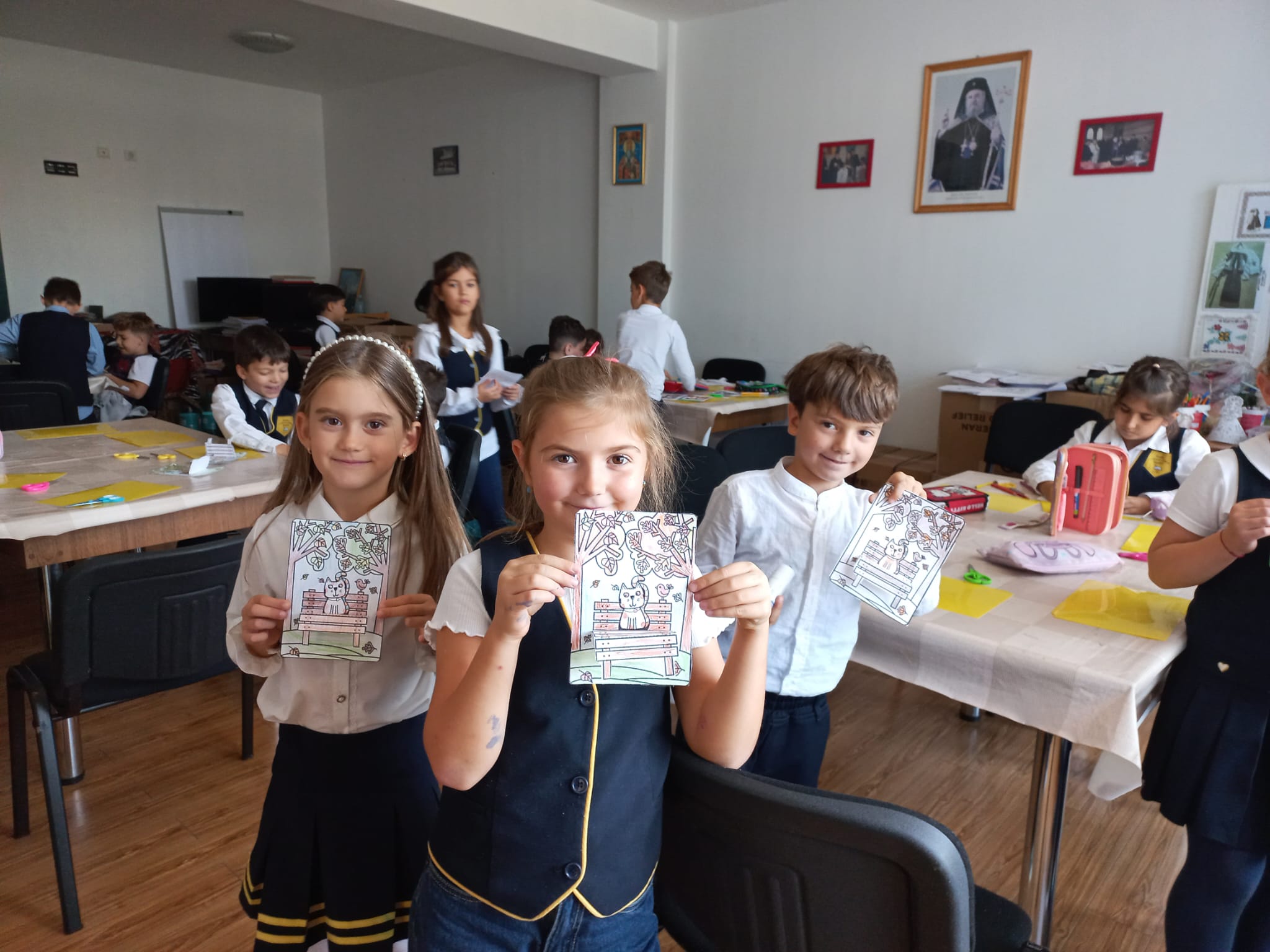 You are currently viewing Toamna, descoperită prin artă, la Centrul Social Creștin al Arhiepiscopiei Târgoviștei